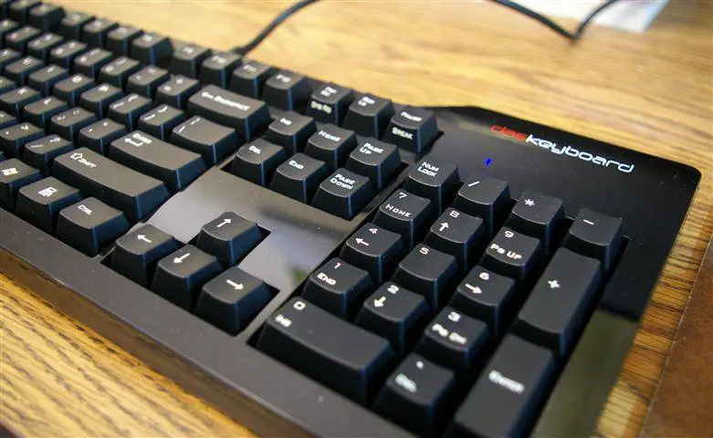 buy microsoft ergonomic keyboard